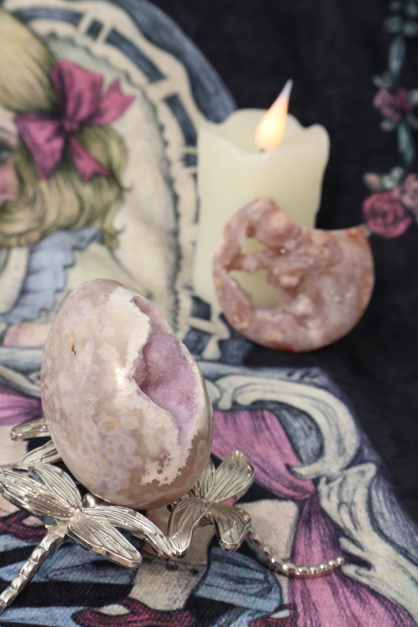 Lavender Purple Blossoms Agate Egg with Dragonfly Base- 143.3g
